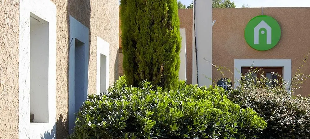 Отель Campanile Aix-En-Provence Sud - Pont De L'Arc