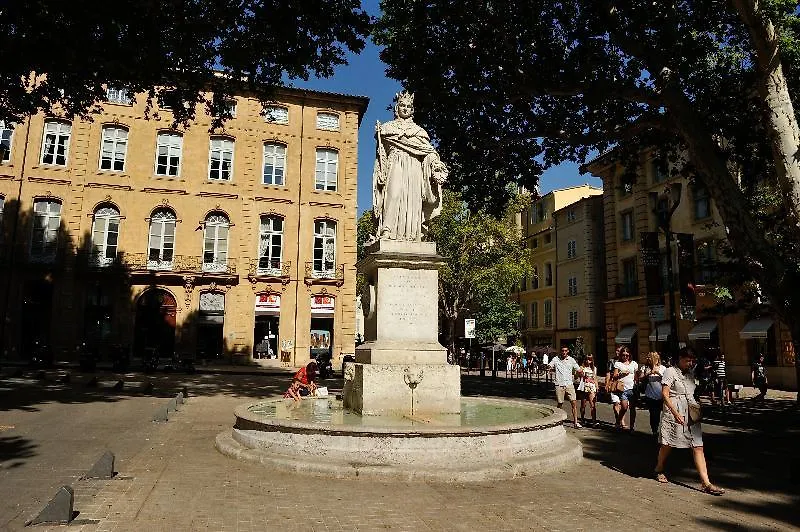 Отель Campanile Aix-En-Provence Sud - Pont De L'Arc 3*,